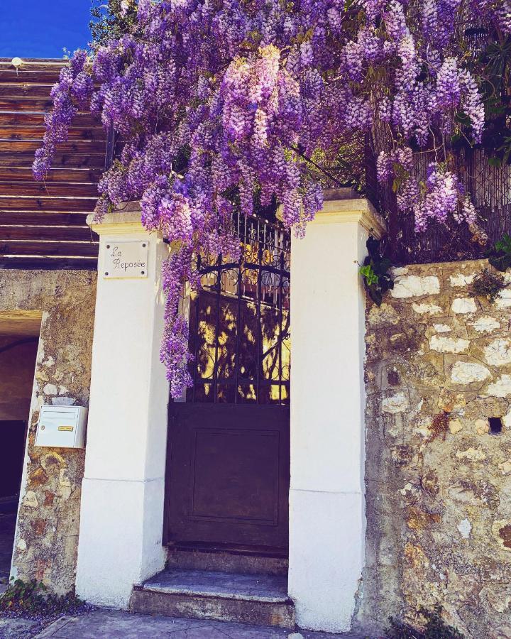 La Reposee, Bas De Villa En Plein Coeur De 방스 외부 사진